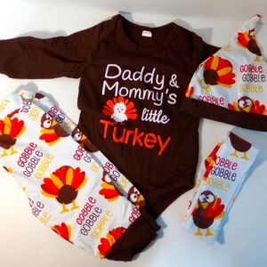 Daddy's and Mommy's Little Turkey Babys First Thanksgiving Outfit 0-6 Months